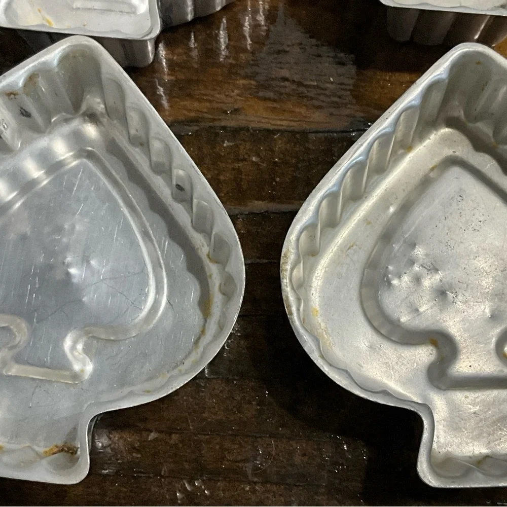 Unique Vintage this lot